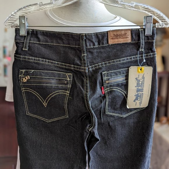 NWT   Levi's ECO Bootcut Black Jeans         Sz 28 - Picture 10 of 13